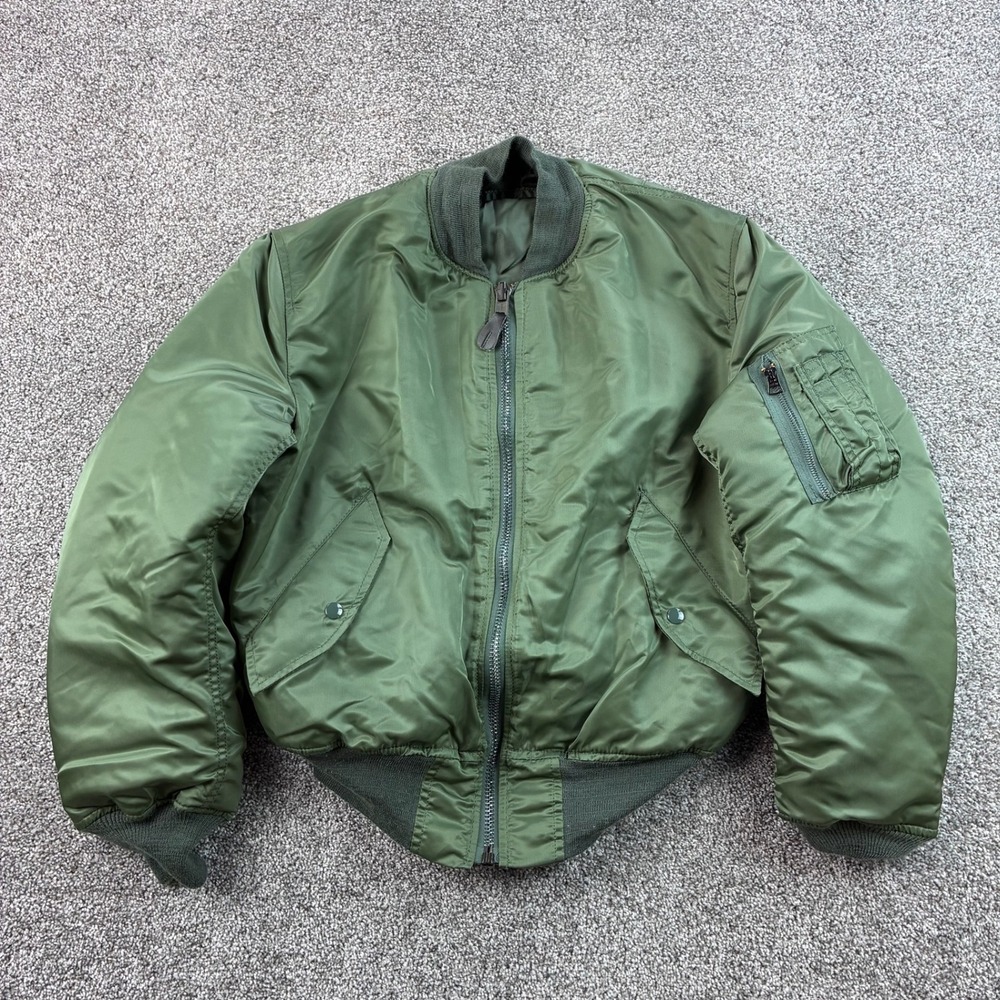 Vintage Alpha Industries MA-1 Flight Jacket Mens Medium Green Nylon Bomber 80s